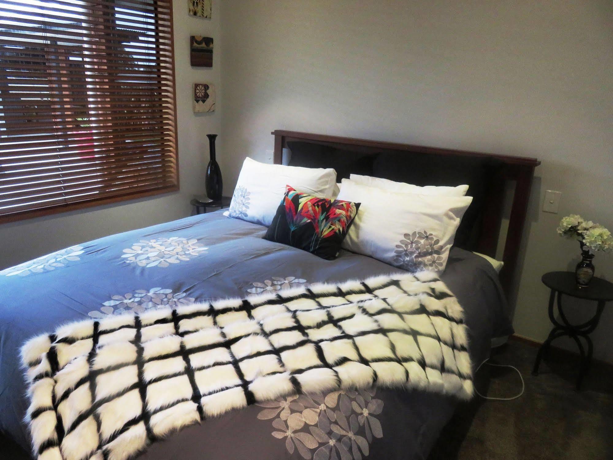 Bed and Breakfast Maples On Harewood Christchurch Zewnętrze zdjęcie